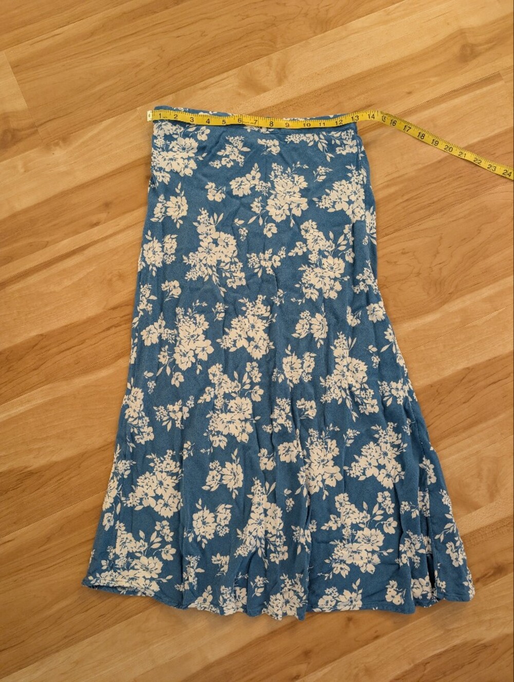 Old Navy Blue And White Floral Midi Skirt
